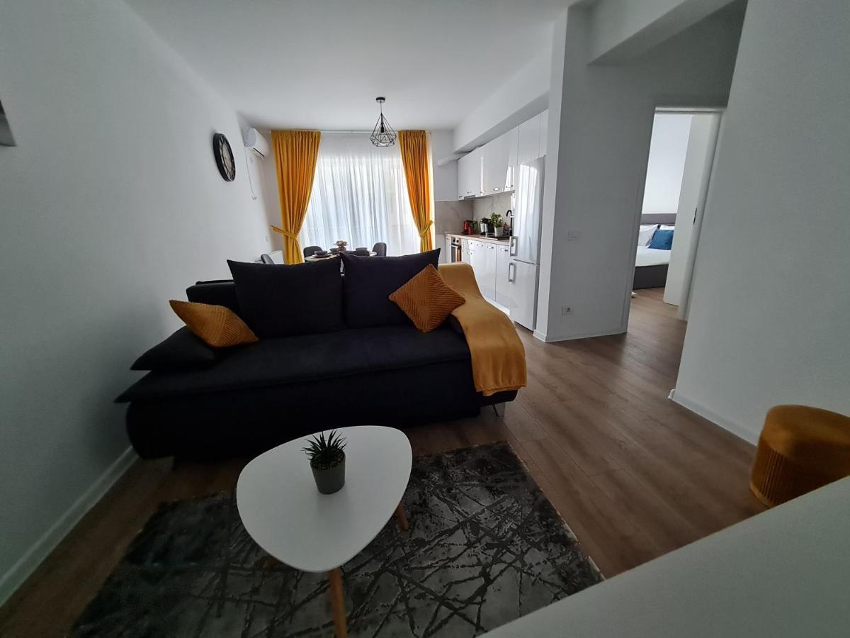 Luca P4b Prima Apartment